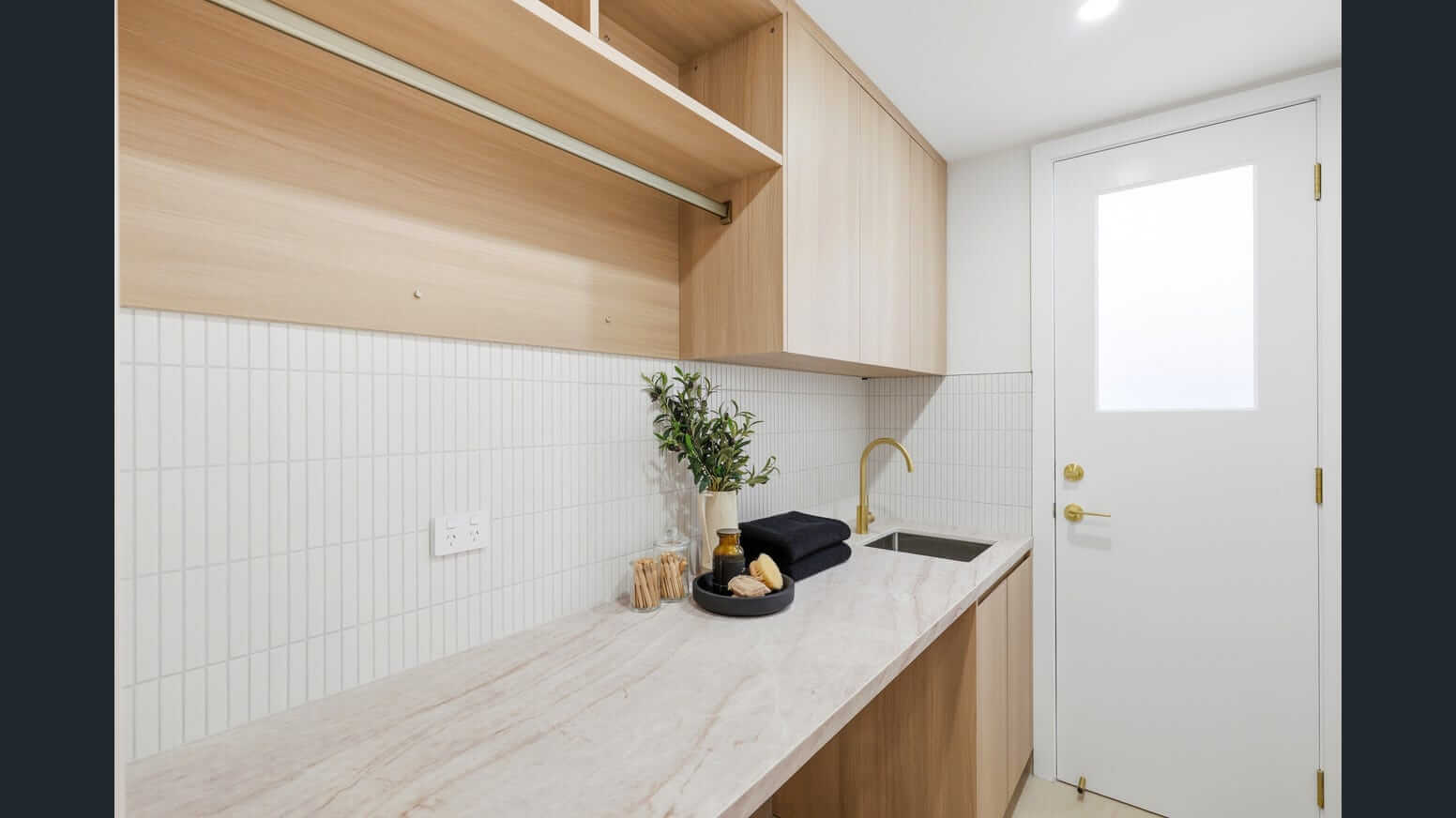 16A Nirvana Street 6