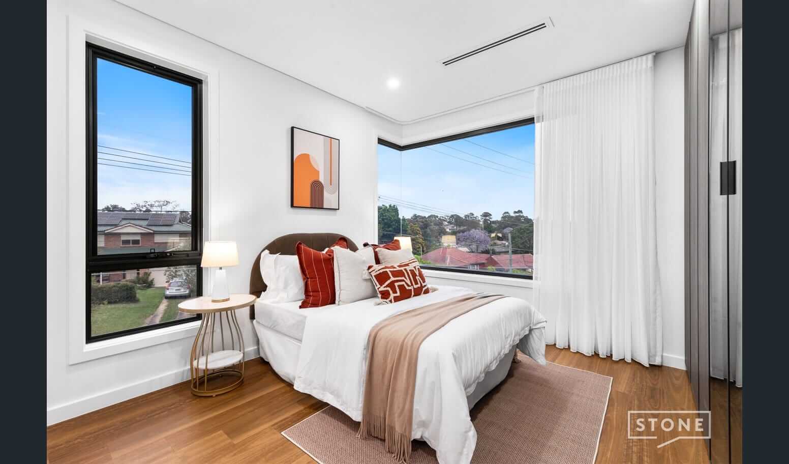 47 Oakes Avenue, Eastwood 12